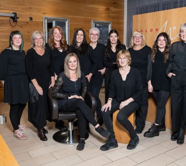 TOP Salon-Finalist 2023- Salon Petra Meyer, Huenxe TOP Salon-Finalist 2023: Salon Petra Meyer, Huenxe
