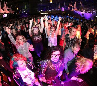 TOP HAIR-DIE MESSE: Party