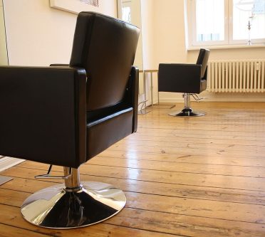 csm_Kluge_Junx_Schneideplatz_1_Foto_Svenja_Bontjes_fuer_Paul_Mitchell_e4d5b42854