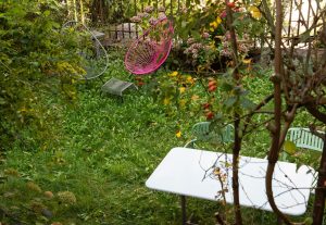 Glückliche Fügung | Coiffure Kopfstand, Bern David von Graffenried ist im Berner Obstberg-Quartier fest verwurzelt und hat dort kürzlich seinen dritten „Kopfstand“-Salon eröffnet.