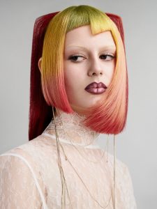 Die DACH-Gewinner*innen der Kao Global Creative Awards stehen fest Bei den Global Creative Awards der Kao Salon Division, dem renommierten internationalen Kreativwettbewerb für Hair-Stylist*innen und Colorist*innen, werden auch in diesem Jahr innovative Ideen und handwerkliches Können prämiert. 