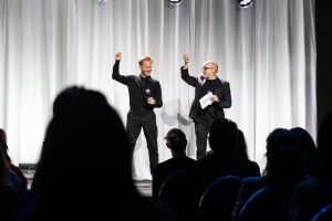 #onebigfamily: Keune Day in Davos Gemeinsam lernen, gemeinsam vorankommen und dabei Spass haben – mit diesem Dreiklang ist Keune Haircosmetics Schweiz seit 24 Jahren erfolgreich am Markt unterwegs. Inbegriff dieser Philosophie sind die Keune Days, die traditionsgemäss in Davos stattfinden.