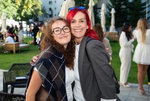 #onebigfamily: Keune Day in Davos Gemeinsam lernen, gemeinsam vorankommen und dabei Spass haben – mit diesem Dreiklang ist Keune Haircosmetics Schweiz seit 24 Jahren erfolgreich am Markt unterwegs. Inbegriff dieser Philosophie sind die Keune Days, die traditionsgemäss in Davos stattfinden.
