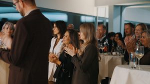 „Fuchs Hairteam“ feierte 70 Jahre Erfolgsgeschichte auf dem Pilatus  Mit einem Fest hoch über den Wolken zelebrierte das „Fuchs Hairteam“ im November sein 70-jähriges Bestehen und setzte damit ein eindrucksvolles Zeichen für Tradition, Innovationskraft und Branchenführung. 