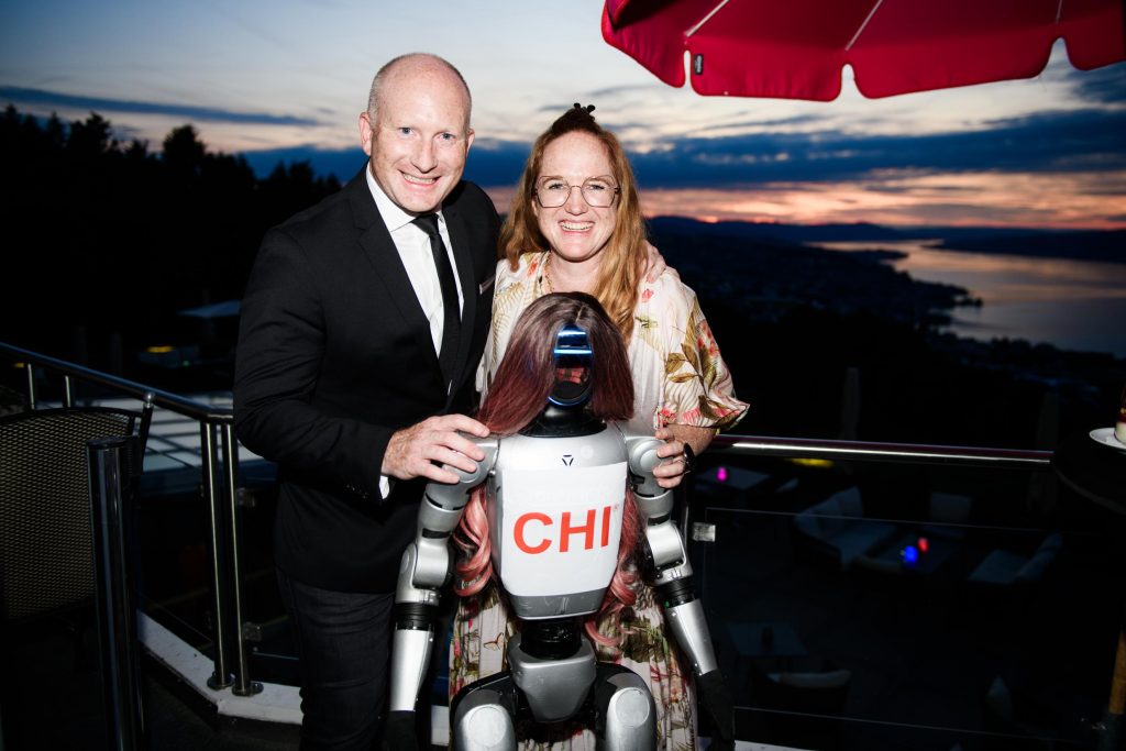Zukunft trifft Innovation: die „AI Future Night“ der Marwell AG Am 1. Juni fand die ausverkaufte „AI Future Night“ im Panorama Resort Feusisberg hoch über dem Zürichsee statt. Saloninhaber und Beauty-Unternehmer kamen zusammen, um einen Blick in die Zukunft der Branche zu werfen. 